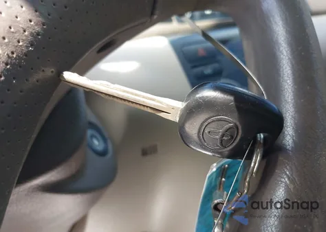 2006 Toyota Corolla Ce z USA, uszkodzony, nr VIN 1NXBR32E06Z743926